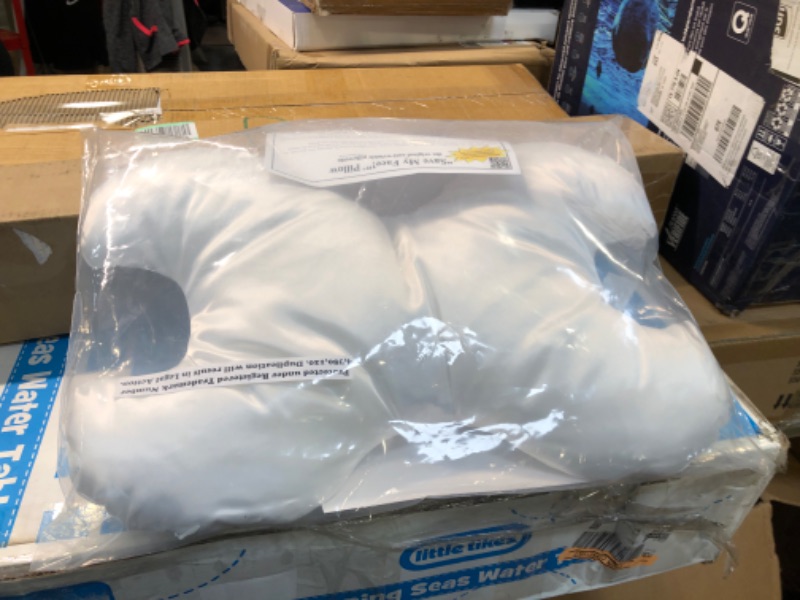 Photo 2 of "SAVE MY FACE!" PILLOW THE ORIGINAL ANTI-WRINKLE PILLOWETTE Le Grand Pillow (Satin, White)
