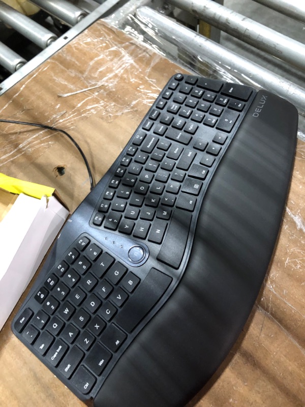 Photo 3 of GM901 Ergonomic Keyboard