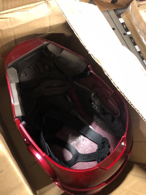 Photo 1 of Avengers Marvel Legends Iron Man Electronic Helmet - Multicolor Characters