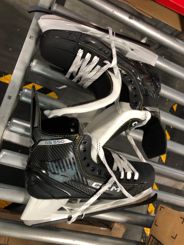 Photo 4 of CCM Hockey Tacks AS-550 Senior Adult Ice Hockey Skates Skate Size 11 (Shoe Size 12.5)