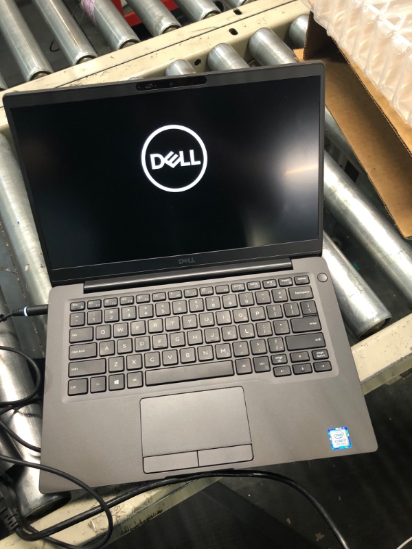 Photo 3 of Dell Latitude 7300 Laptop PC Intel Core i7-8665U Processor 16GB Ram 512GB NVMe SSD WiFi Bluetooth Webcam Windows 11 Pro (Renewed)