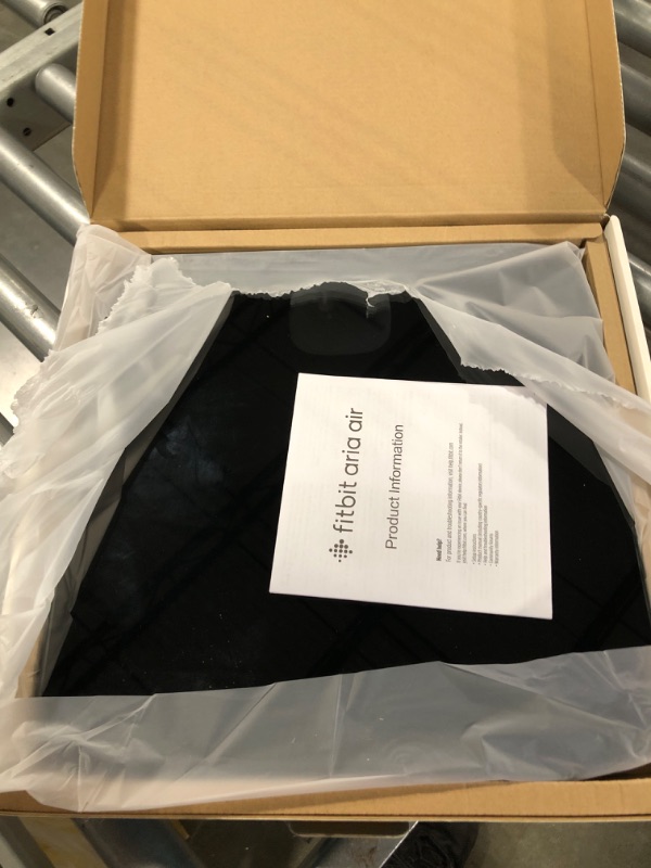 Photo 1 of Fitbit Aria Air Smart Scale, Black Black One Size (Pack of 1)