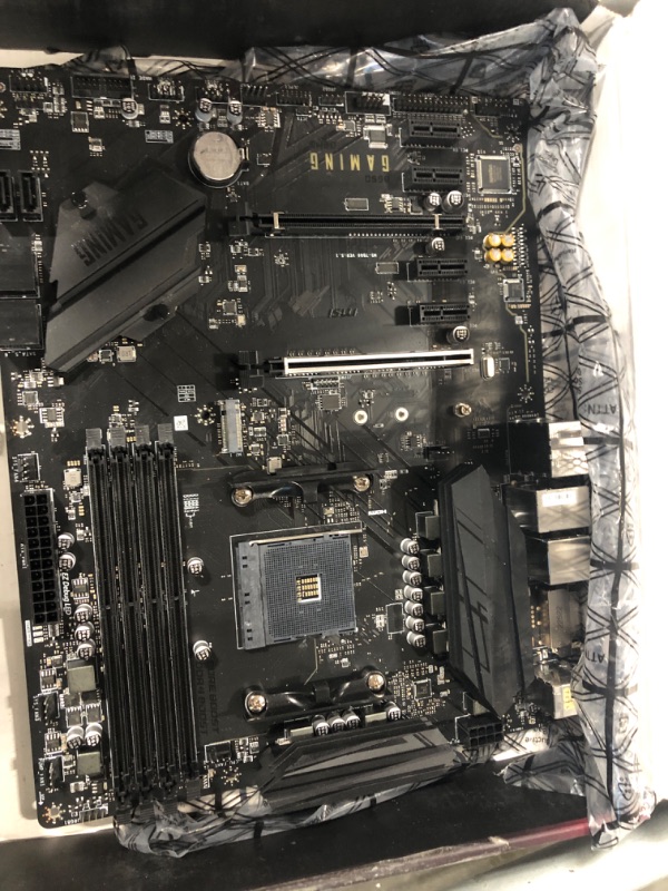 Photo 1 of MSI B550 Gaming GEN3 Gaming Motherboard (AMD AM4, DDR4, PCIe 3.0, SATA 6Gb/s, M.2, USB 3.2 Gen 1, HDMI, ATX, AMD Ryzen 5000/4000 Series Processors)