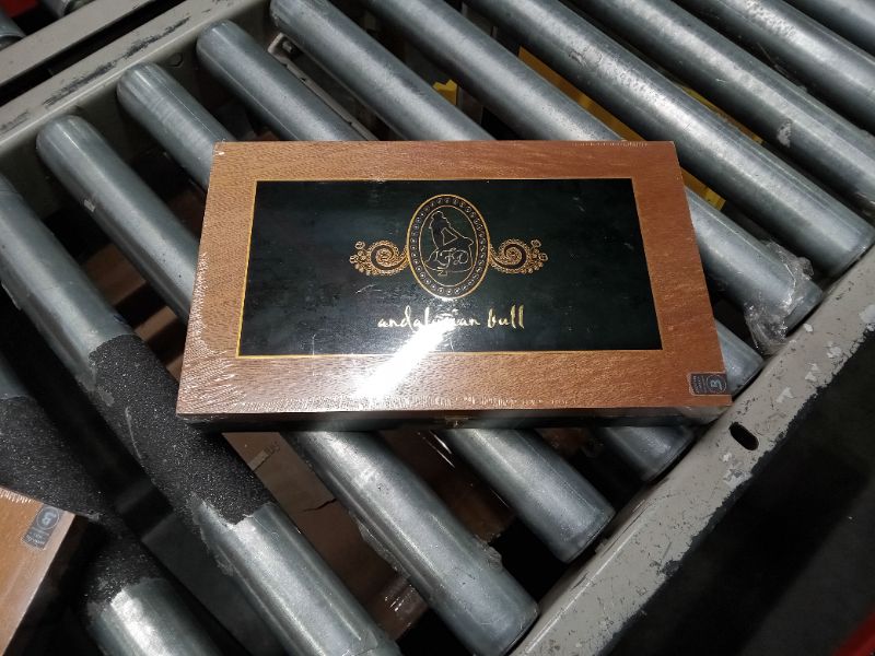 Photo 1 of ANDALUSIAN BULL BOX OF 10