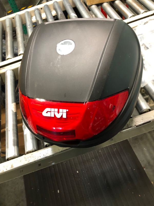 Photo 2 of GIVI E300N2 30 Liter Monolock Matte Black top case