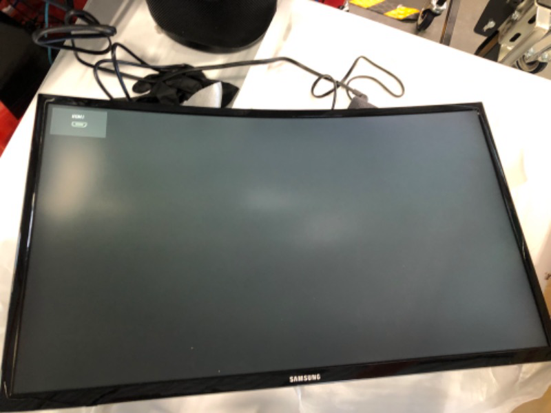 Photo 1 of SAMSUNG 27-Inch CF39 Series FHD 1080p Curved Computer Monitor, Ultra Slim Design, AMD FreeSync, 4ms response, HDMI, DisplayPort, VESA Compatible, Wide Viewing Angle (LC27F398FWNXZA), Black 27-inch Curved DP/HDMI/1-Yr Warranty