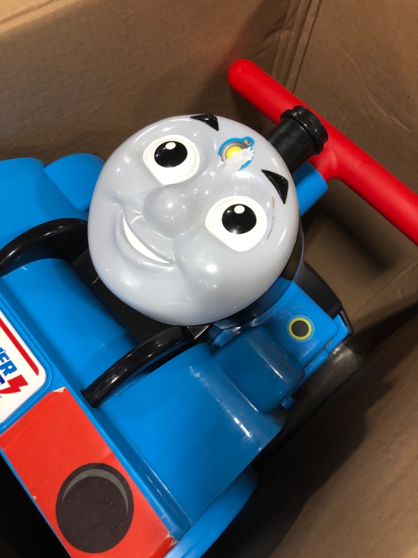 Photo 3 of ***MISSING BATTERY AND CHARGER***  Power Wheels Thomas & Friends battery-powered ride-on train with track for indoor play, toddler toys, for ages 1-3 years [Amazon Exclusive] PW Thomas on track ride on