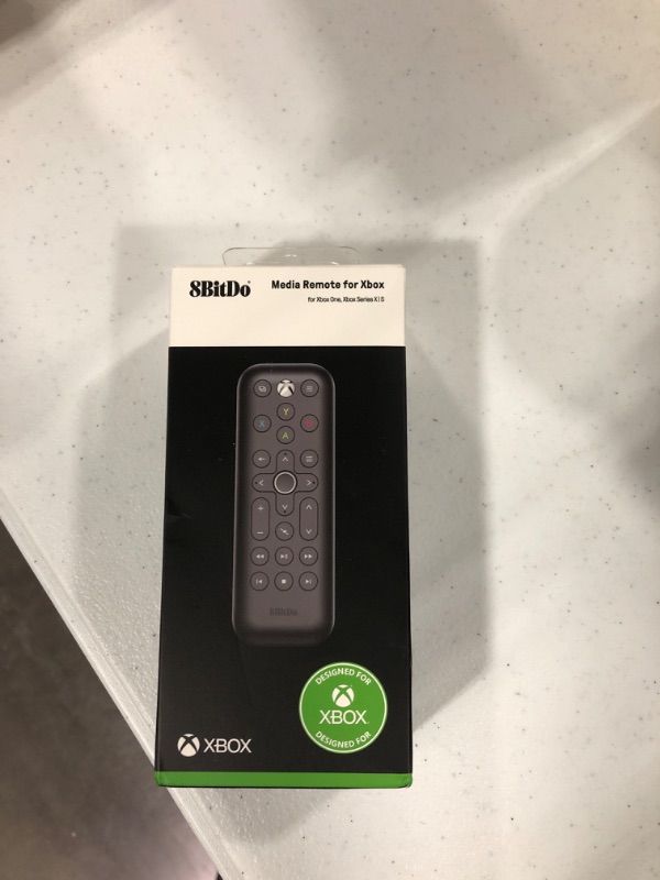 Photo 2 of 8Bitdo Media Remote for Xbox One, Xbox Series X and Xbox Series S (Short Edition, Infrared Remote)