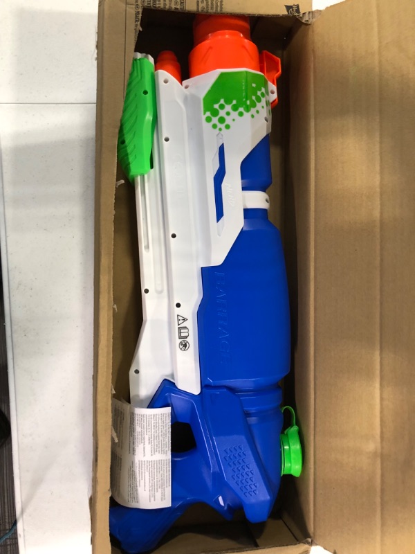 Photo 3 of Nerf Super Soaker Barrage Soaker (Amazon Exclusive)