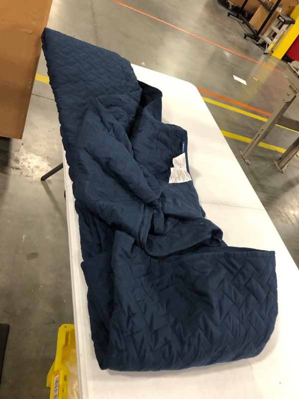 Photo 2 of Bedsure Queen Quilt Bedding Set - Lightweight Summer Quilt Full/Queen - Navy Bedspreads Queen Size - Bedding Coverlets for All Seasons (Includes 1 Quilt,) Queen / Full Navy Blue