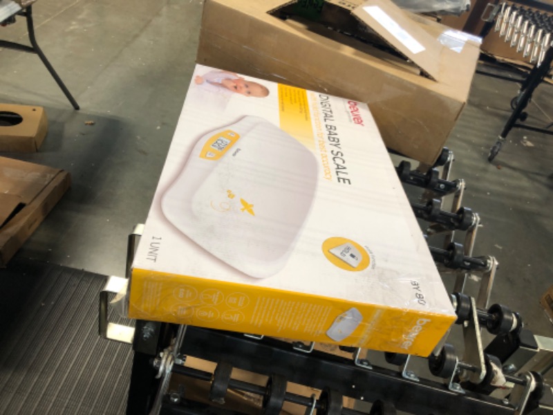 Photo 1 of Beurer BY80 Digital Baby Scale, Infant Scale for Weighing in Pounds, Ounces, or Kilograms up to 44 lbs, Newborn Scale with Hold Function, Pet Scale for Cats and Dogs