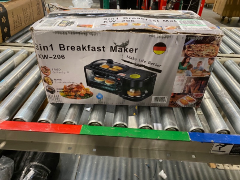 Photo 2 of ***FOR PARTS ONLY***

3 in 1 Breakfast Station, Toaster with Frying Pan, Portable Oven Breakfast Maker with Coffee Machine, Non Stick Die Cast Grill/Griddle for Bread Egg Sandwich Bacon Sausages
