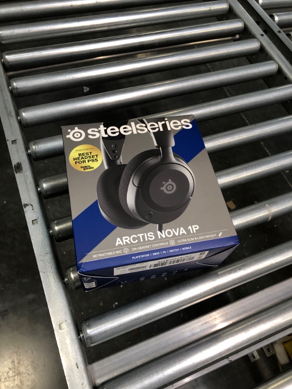 Photo 2 of SteelSeries New Arctis Nova 1P Multi-System Gaming Headset — Hi-Fi Drivers — 360° Spatial Audio — Comfort Design — Durable — Lightweight — Noise-Cancelling Mic — PS5/PS4, PC, Xbox, Switch - Black Nova 1P Black