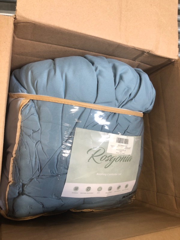 Photo 3 of ROSGONIA Dusty Blue Comforter Set Full, 3pcs Blue Bedding (1 Light Blue Comforter & 2 Pillowcases), Light Blue Full Size Comforter Set, Soft Lightweight Cozy, Easy to Wash and Clean Blue Bed Set Full Comforter 79"x90" Dusty Blue