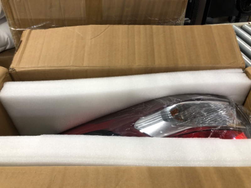 Photo 1 of Dasbecan Left Driver Side Tail Light Assembly with Bulb Compatible with Ford Escape Kuga 2017 2018 2019 Brake Rear Lamp