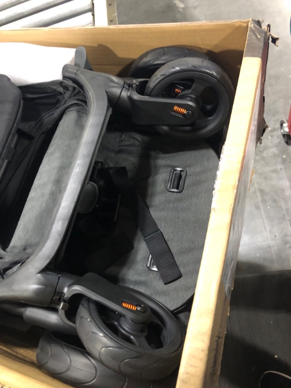 Photo 4 of Ergobaby Reisebuggy Metro+ Black
