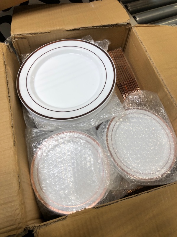 Photo 3 of 600 Piece Rose Gold Dinnerware Set - 200 White and Rose Gold Plastic Plates - Set of 300 Rose Gold Plastic Silverware - 100 Plastic Cups - Disposable Rose Gold Dinnerware Set for Party - 100 Guests 100 Guest Set Rose Gold