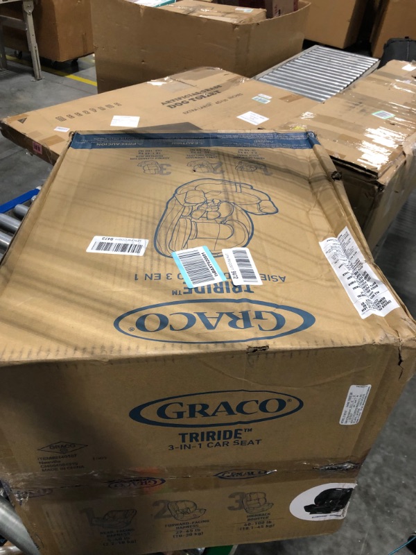 Photo 1 of Graco TriRide 3-in-1 Convertible Car Seat - Clybourne