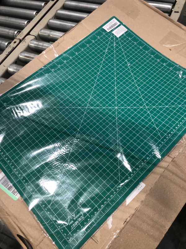 Photo 3 of 18" x 24" Thickened Self Healing Sewing Mat, Idemeet Rotary Cutting Mat for Craft, 5-Ply Blade Table Protecter Cut Board for Handcraft Project, A2, Green Green A2