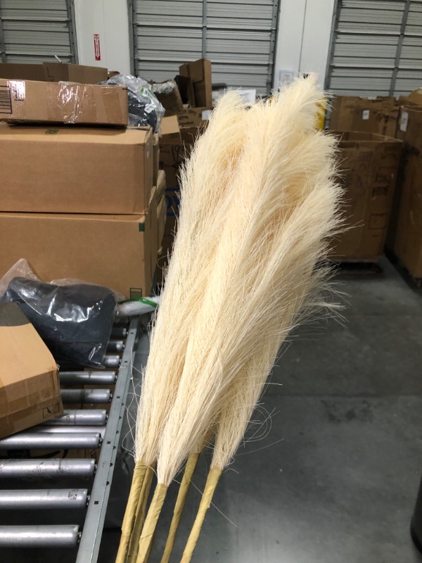 Photo 3 of 6 Stems Faux Pampas Grass Decor Tall, 43"/110cm Fake Artificial Pompous Grass Large Fluffy. Vase Fillers for Home Décor. Boho Décor for Living Room, Bedroom, Bathroom, Kitchen, Party, Wedding.(Beige)