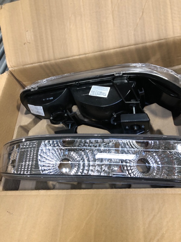 Photo 4 of PIT66 Headlights, Compatible with 99-02 Chevy Silverado 1500 2500/01-02 Silverado 1500HD 2500HD 3500/00-06 Tahoe Suburban 1500 2500 Clear Lens Chrome Housing Clear Reflector Clear lens Chrome Housing Clear Reflector Basic Style