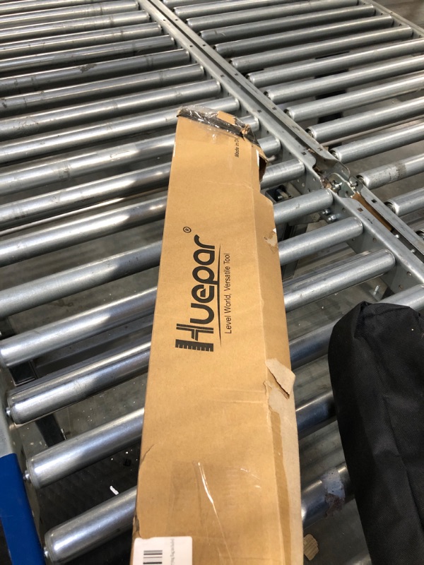 Photo 1 of Huepar Tripod 1.6m/5.2ft Flat Head Aluminum Tripod for Laser Level, with Handle and Bubble Level, with 5/8"-11 Male Thread and 1/4"-11 Screw Adapter, Carrying Bag Included - TPD16