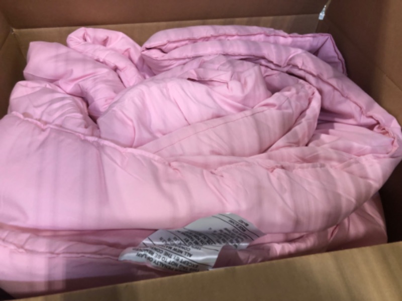 Photo 3 of 
Utopia Bedding Comforter Duvet Insert - Quilted Comforter with Corner Tabs - Box Stitched Down Alternative Comforter (Queen, Pink)