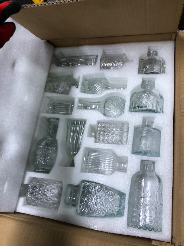 Photo 3 of Arme 16Pcs Glass Bud Vase Set?Small Flower Vase for Centerpieces?Clear Bud Vases in Bulk? Mini Vintage Vase for Rustic Wedding Decorations Clear-style2 16 Pcs