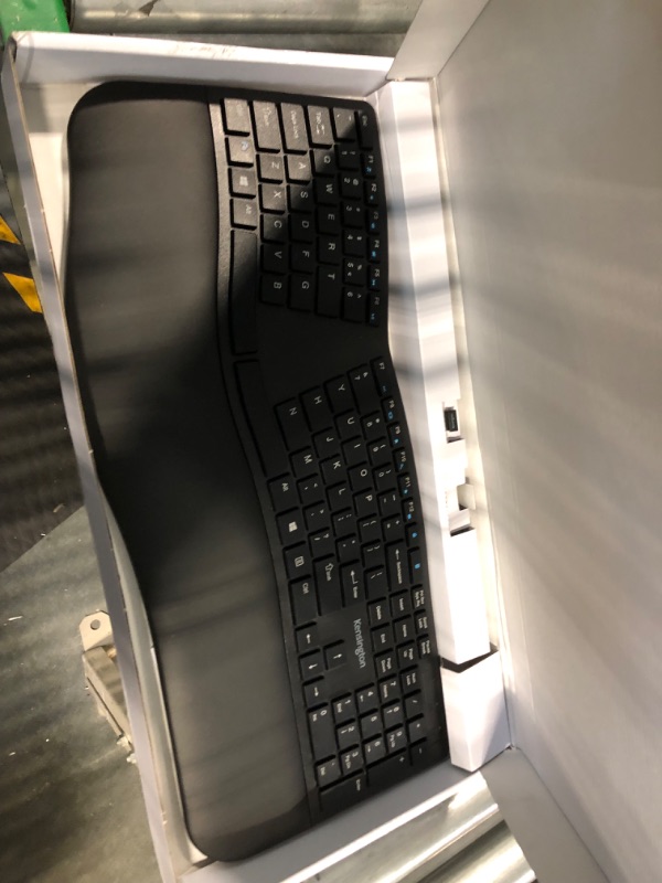 Photo 3 of Pro Fit Ergo K75401US Wireless Keyboard