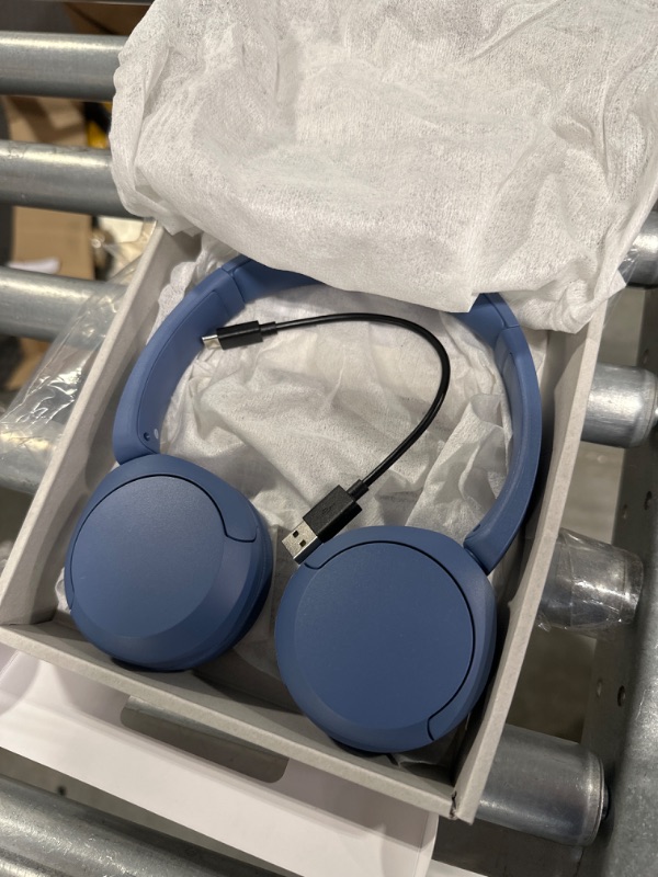 Photo 3 of Sony WH-CH520 Wireless Headphones Bluetooth On-Ear Headset with Microphone, Blue New