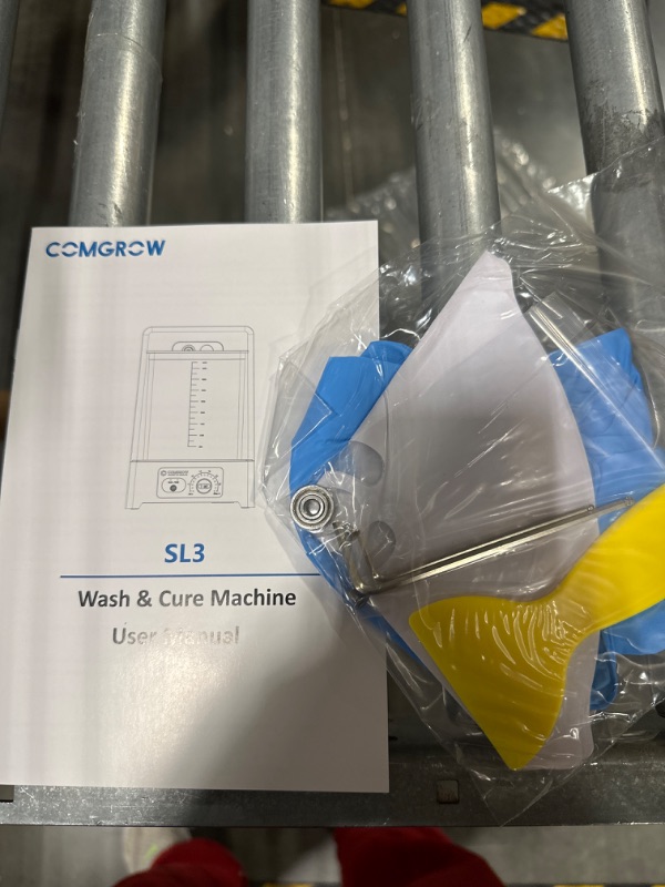 Photo 3 of COMGROW Wash and Cure Station with Large Wash Size 6.9x4.9x6.5in and Cure Size 7.1x7.9in, Washing and Curing Station for ELEGOO Mars Series ANYCUBIC Photon Series LCD/SLA/DLP Resin 3D Printer Models