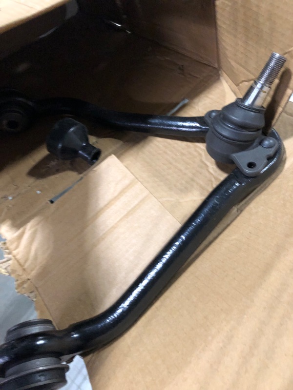 Photo 3 of Detroit Axle - Upper Control Arm w/Ball Joint Replacement