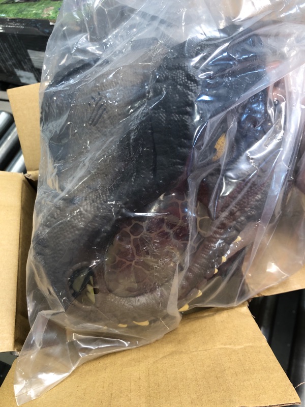 Photo 1 of ?Jurassic World Dominion Dinosaur Mask Tyrannosaurus Rex Chomp N Roar with Motion and Sounds, T Rex Costume for Kids Role-Play ???? Frustration Free Packaging