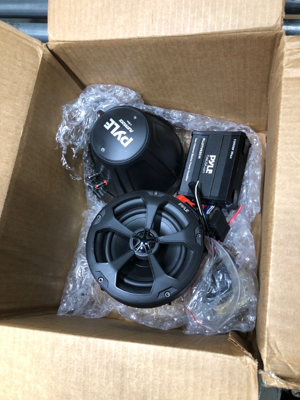 Photo 1 of Pyle 5.25 Inch 1,000 Watt 2 Channel Universal Mount Outdoor Waterproof Marine Off Road Boat, UTV, ATV, and Quad Waketower Speakers and Audio Amp Kit