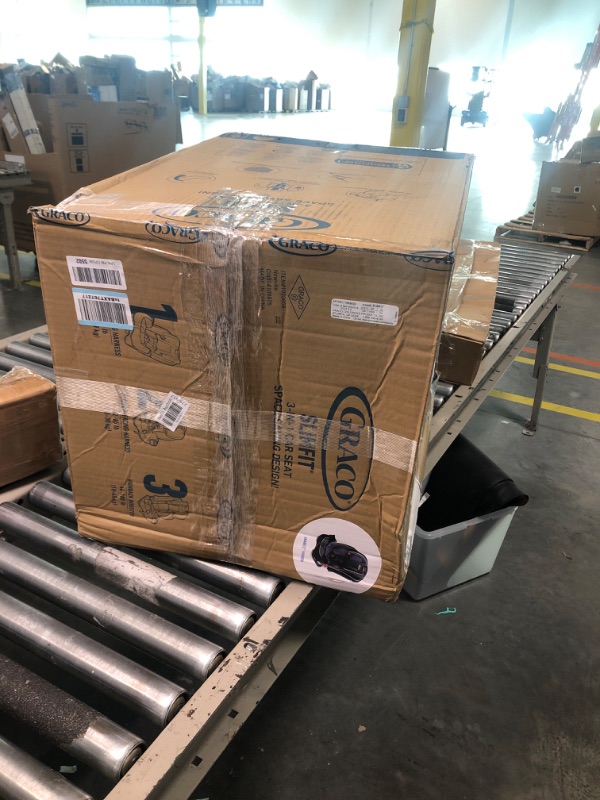Photo 1 of OPEN BOX, STILL LOOKS NEW

Graco SlimFit 3 in 1 Car Seat, Slim & Comfy Design Saves Space in Your Back Seat, Annabelle, 1 Count (Pack of 1) SlimFit Annabelle