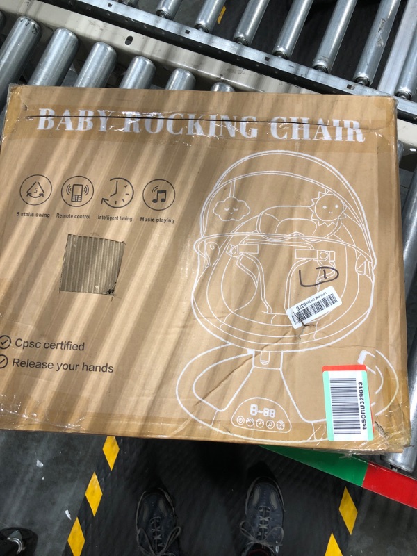 Photo 1 of Electric Baby Swing