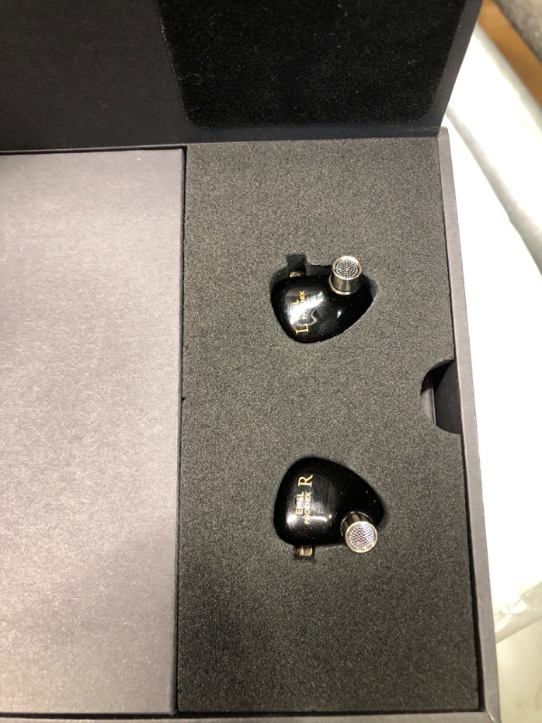 Photo 2 of Linsoul SIMGOT EM6L 1DD + 4BA Hybrid Driver in-Ear Monitor, Gaming Earbud, HiFi IEM Earphone with 3D-Printed Resin Housing, Detachable OFC Silver-Plated Cable for Musician Audiophile