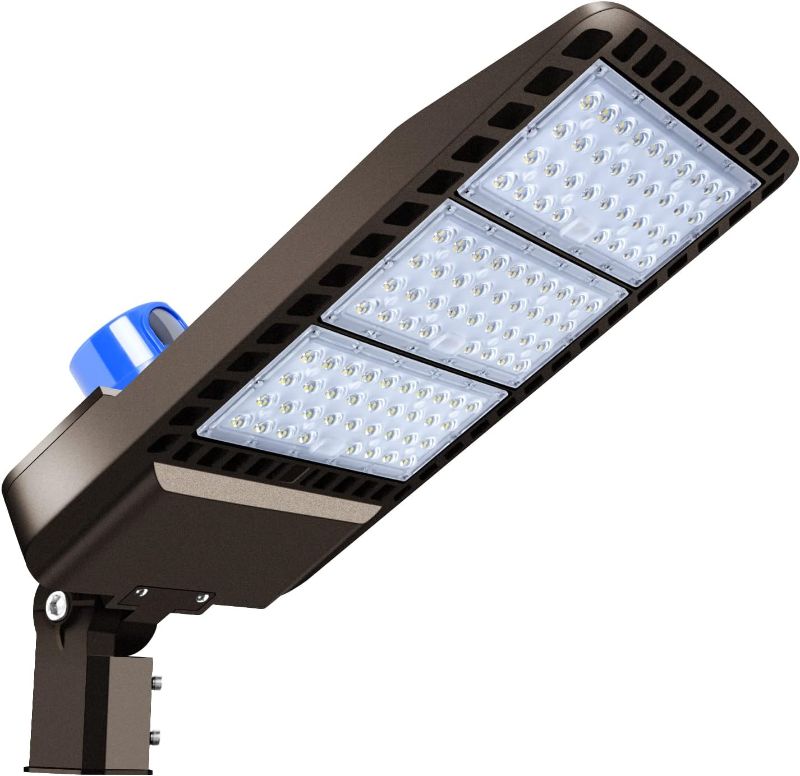 Photo 1 of OSTEK 300W LED PARK 277 V UL