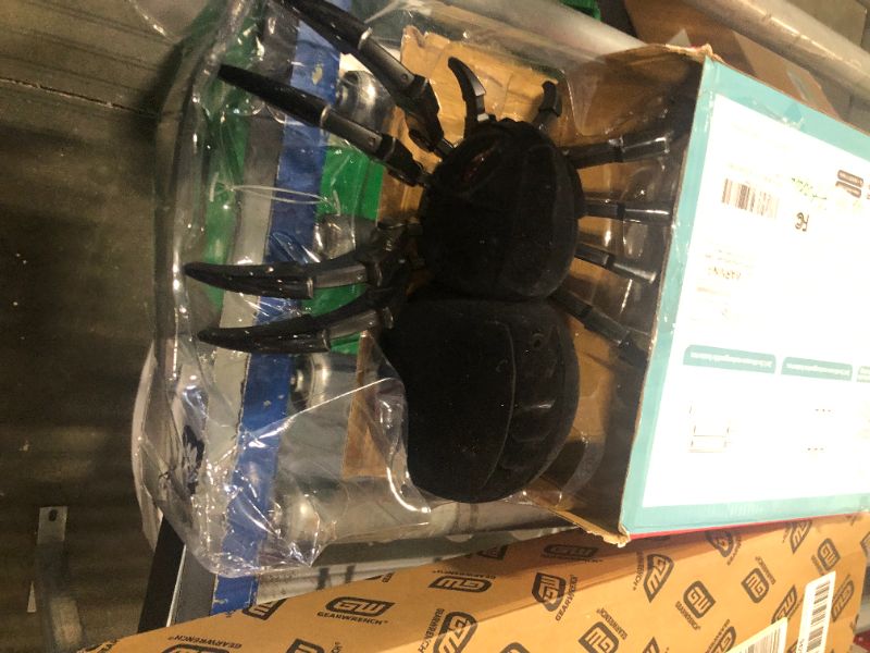 Photo 4 of DEERC Robot Spider, Remote Control Spider with Spray and Lights, Black Widow Toy for Kids, for Birthday Party Joke Prank, Wireless RC Realistic Bot Moving Real Music Effect Tarantula