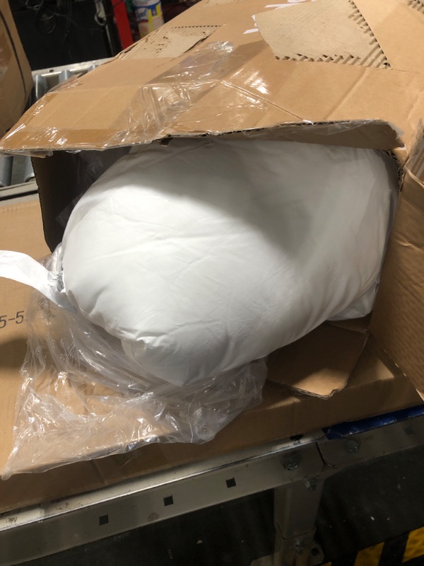 Photo 3 of *****One new one used*****Casper Sleep Pillow for Sleeping, King (Pack of 2), White 2 Count King Two Pack