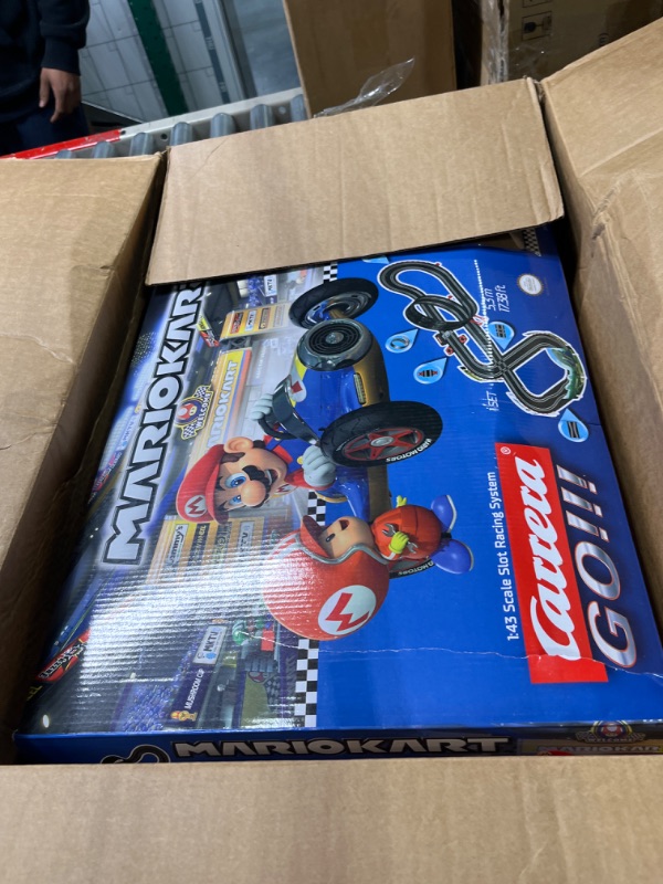 Photo 1 of Carrera GO!!! 62492 Mario Kart Mach 8 Electric Slot Car Racing Track Set 1:43 Scale feat. Mario and Luigi