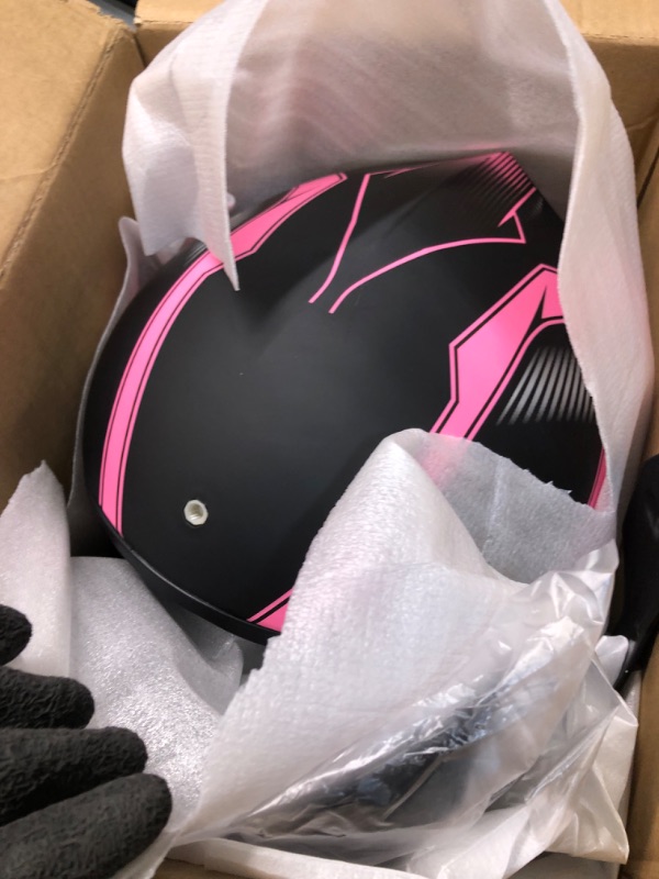 Photo 3 of Adult 4 Wheeler Helmet, Motocross Helmet DOT/FMVSS-218 Certification Comfortable and Breathable Full Helmets for Locomotives Used in All Seasons Small Pink