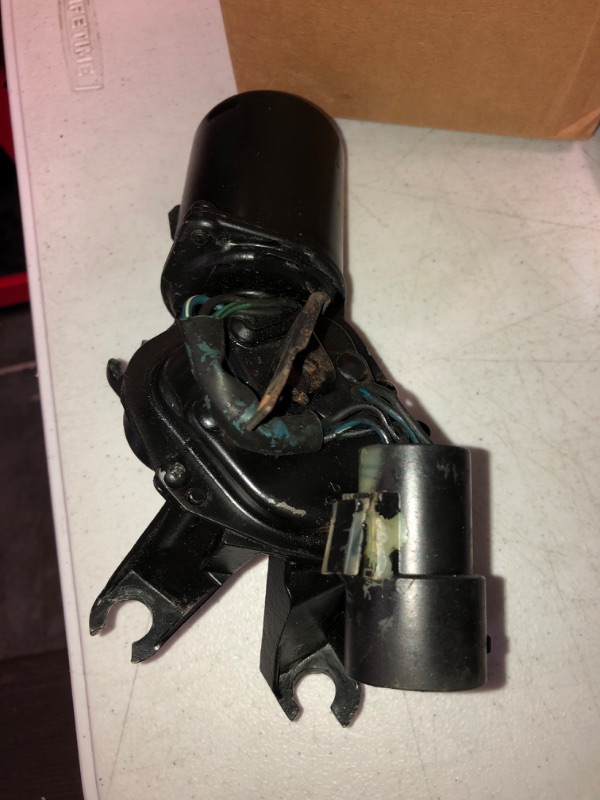 Photo 1 of Cardone 43-1419 Remanufactured Import Wiper Motor (Renewed)