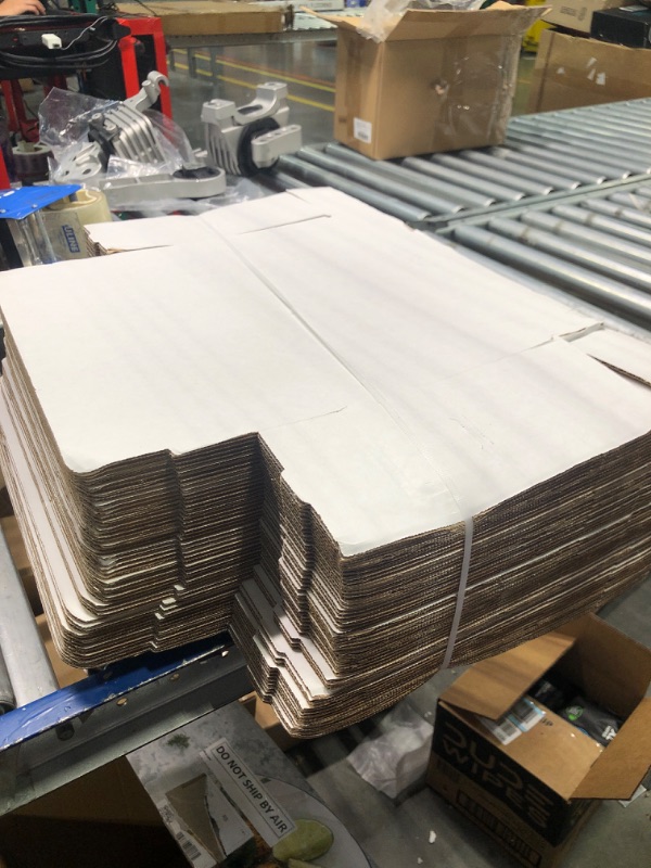 Photo 2 of **USED** BOX USA 18 x 12 x 4 Corrugated Cardboard Boxes, Flat 18"L x 12"W x 4"H, Pack of 25 | Shipping, Packaging, Moving, Storage Box for Home or Business, Strong Wholesale Bulk Boxes