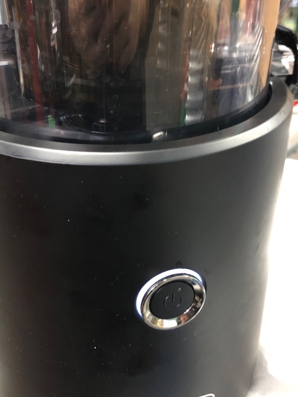 Photo 1 of Omega Juicer JC2022GY11 Slow Masticating Cold Press Vegetable and Fruit Juice Extractor Effortless Series for Batch Juicing with Extra Large Hopper for No-Prep, 68-Ounce Capacity, 150-Watts, Gray 150-Watt Gray