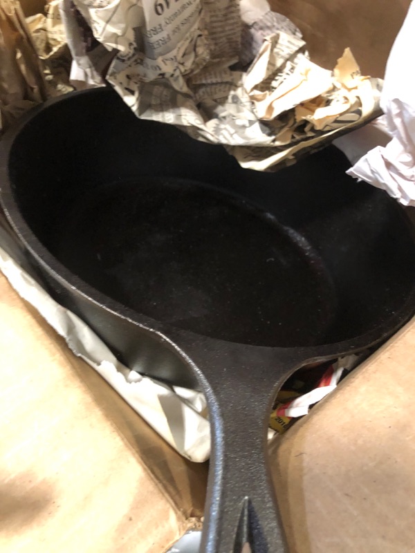 Photo 3 of 10-1/4 X 3In Deep Skillet Lodge Cast Iron 075536300863