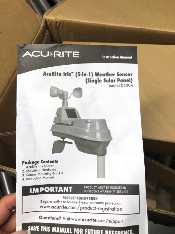 Photo 2 of AcuRite Iris (5-in-1) Indoor/Outdoor Wireless Weather Station for Indoor and Outdoor Temperature and Humidity, Wind Speed and Direction, and Rainfall