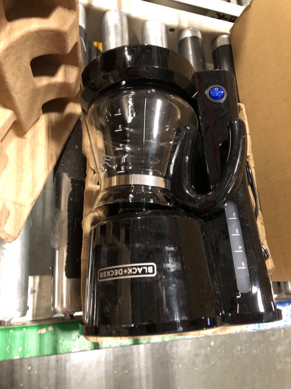 Photo 3 of **USED** ** NEEDS CLEANED ** BLACK+DECKER 5-Cup Digital Coffee Maker, CM1160B, Programmable, Washable Basket Filter, Sneak-A-Cup, Auto Brew, Water Window, Keep Hot Plate, Black 