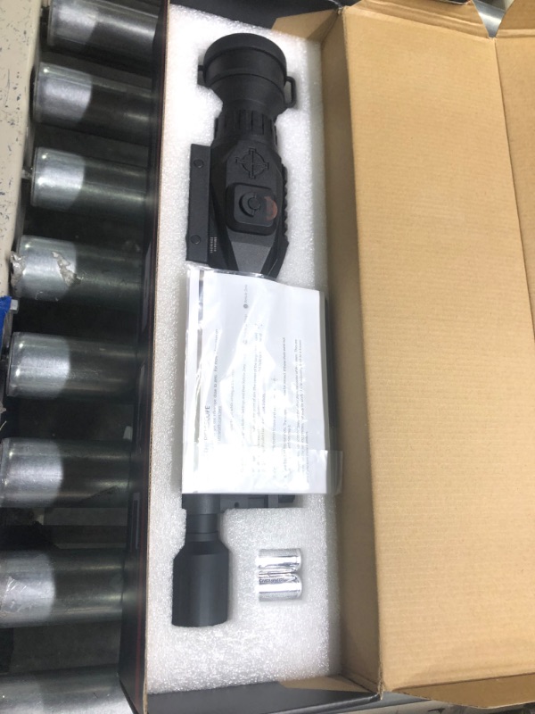 Photo 1 of Sightmark Wraith Digital Night Vision Riflescope HD 4-32x50 Night Vision Riflescope + Bipod Gun Rest