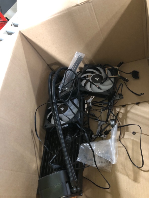 Photo 1 of Corsair iCUE H150i Elite LCD XT Liquid CPU Cooler - IPS LCD Screen - Three AF120 RGB Elite Fans - 360mm Radiator - Fits Intel® LGA 1700, AMD® AM5, and More - Included iCUE Commander CORE - Black ELITE LCD XT 360mm Radiator Black